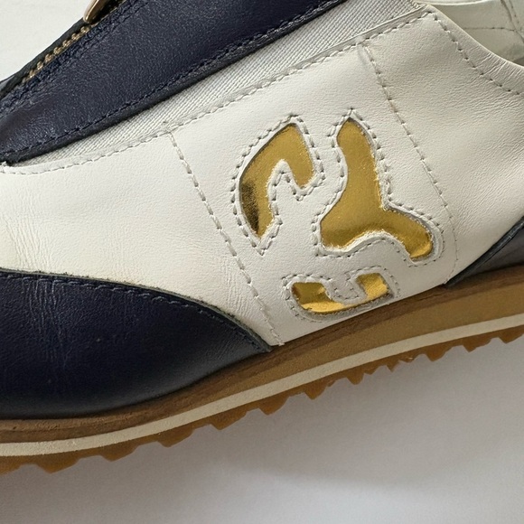 Walter Genuin Woman’s Blue and White Leather Golf Shoes w Gold Zip Closure. 7 - Picture 11 of 13